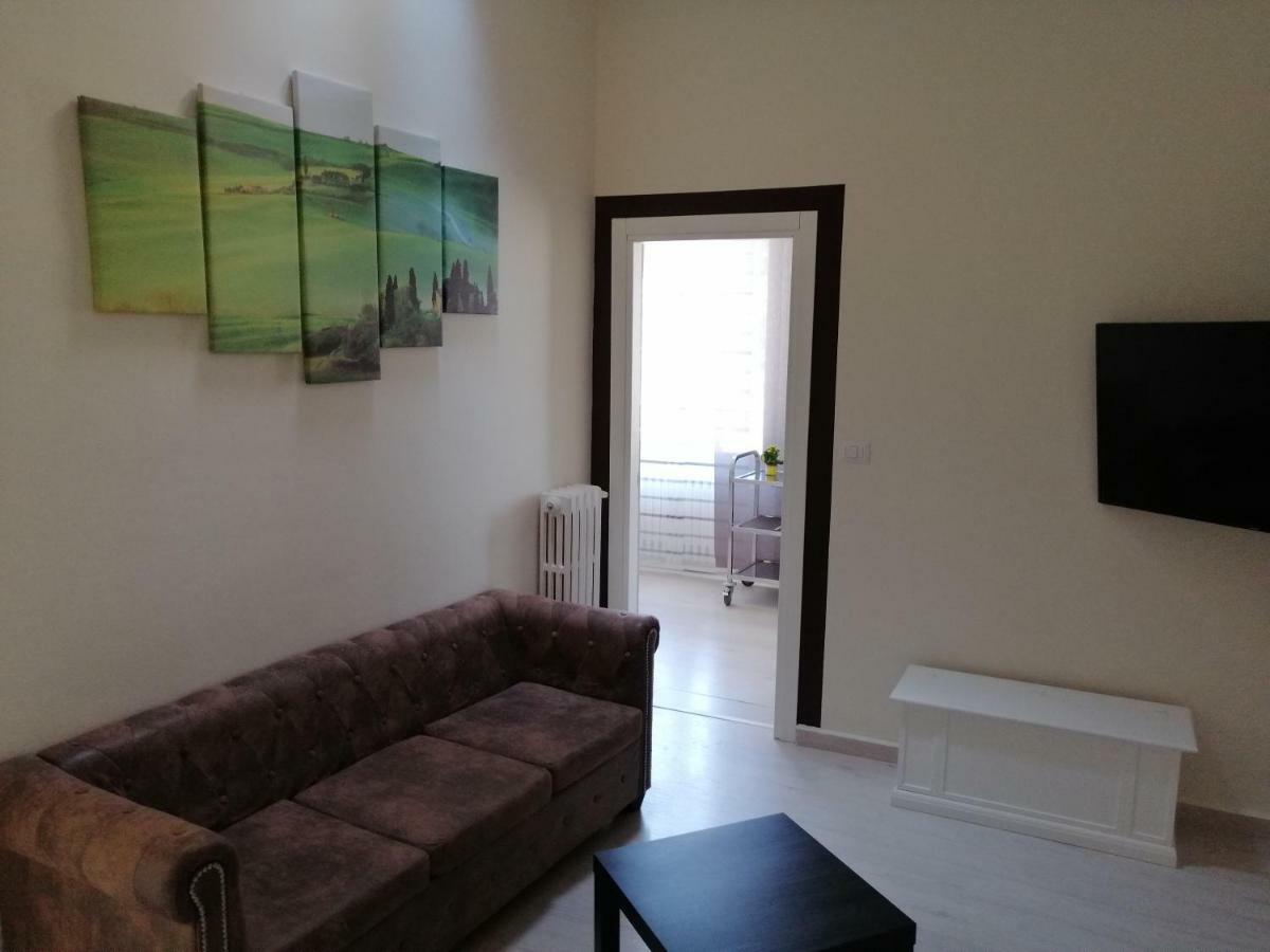 Le Finestre Sulla Piazza Boiano Exterior foto